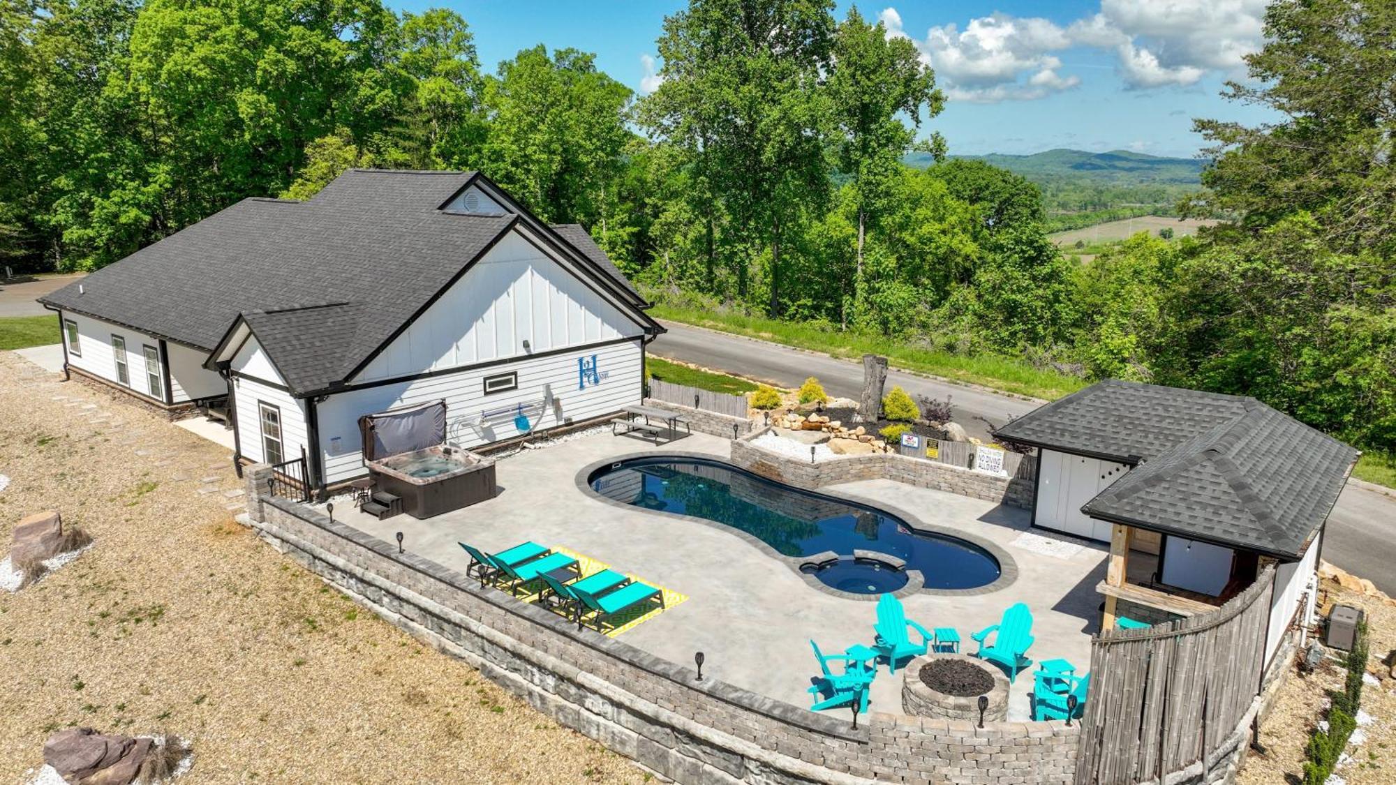 H2Oasis Incredible Pool Retreat With Mountains Views! Villa Sevierville Ngoại thất bức ảnh