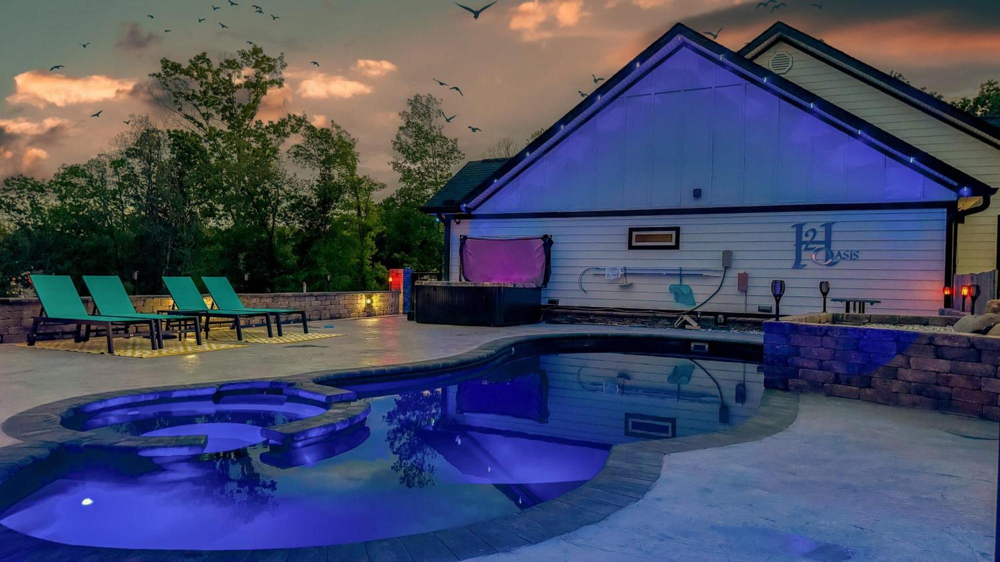 H2Oasis Incredible Pool Retreat With Mountains Views! Villa Sevierville Ngoại thất bức ảnh